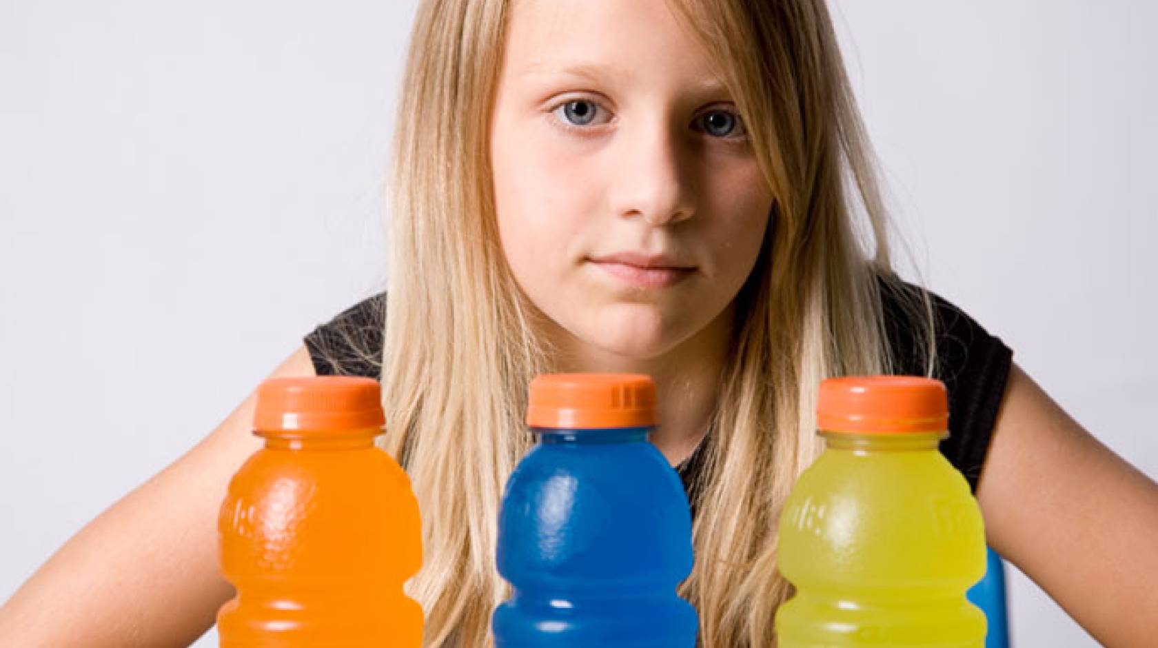 girl and sports drinks