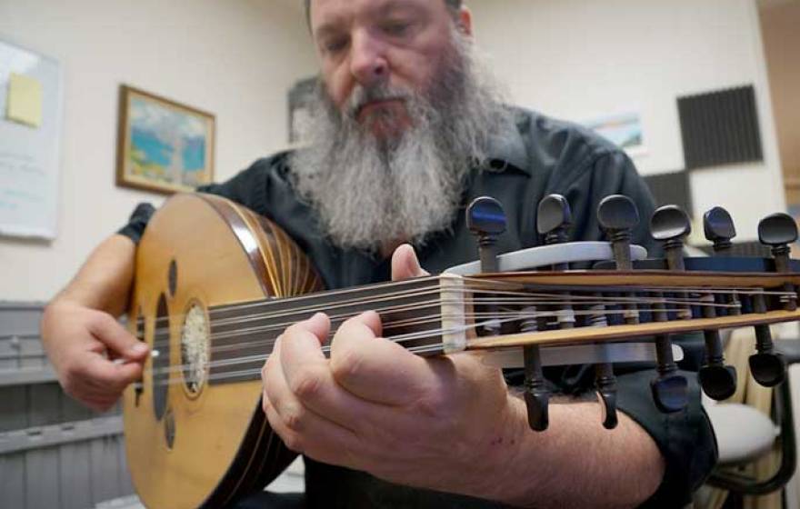 Eric Ederer plays the oud