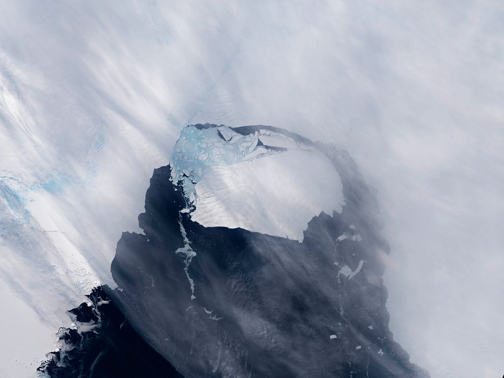 melting Antarctic glacier