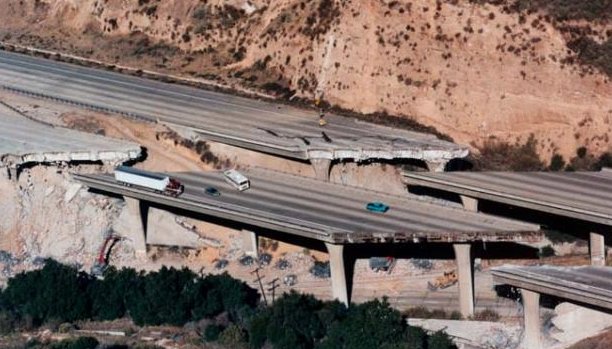 freeway collapse, Northridge quake