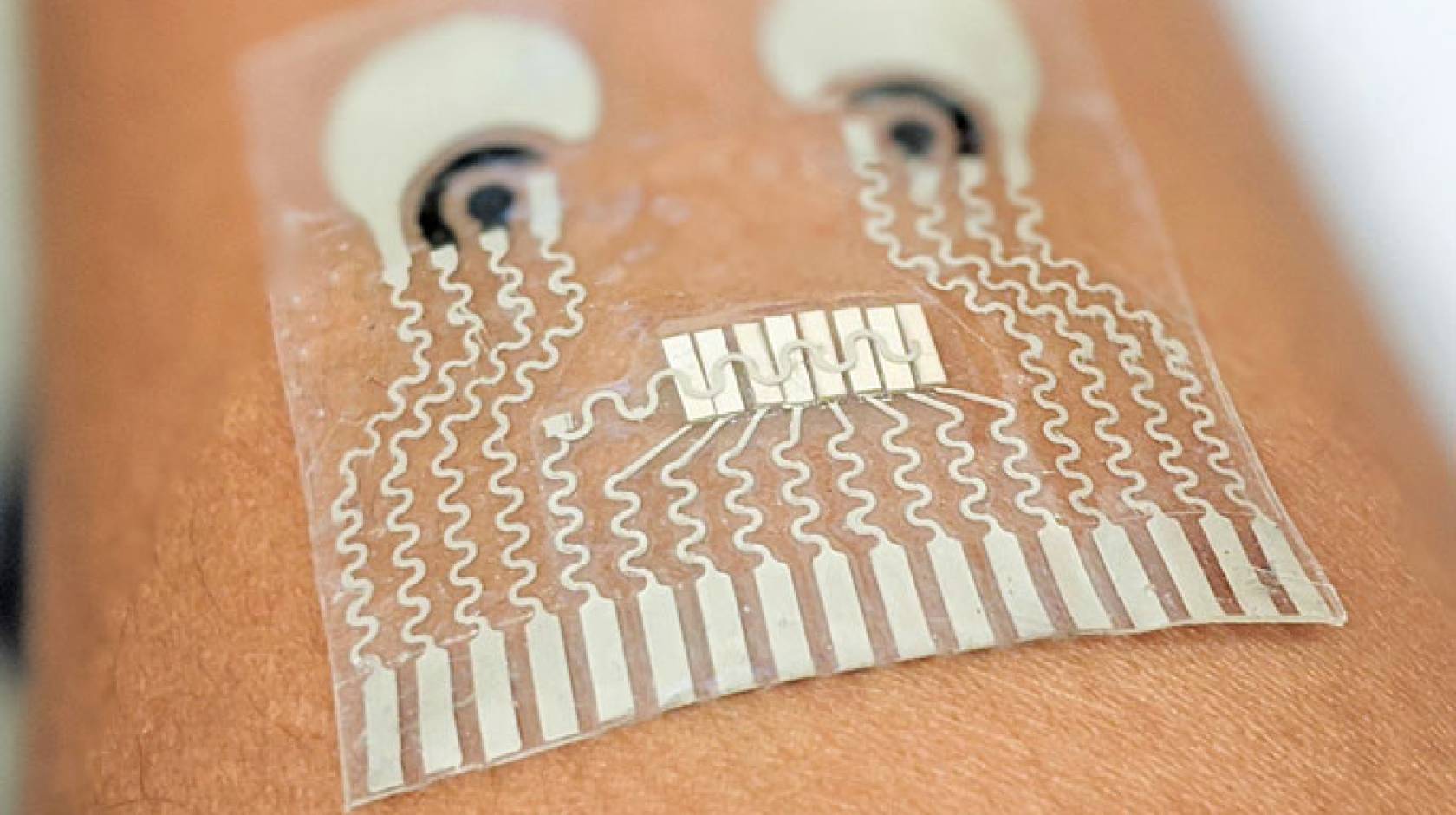 Wearable patch prototype on skin