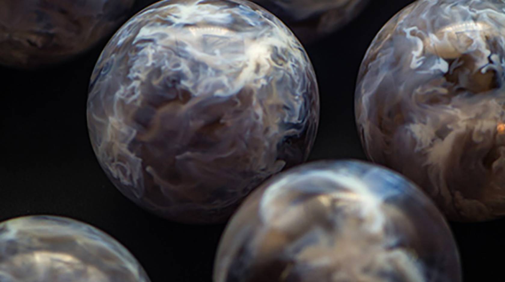 3D-printed stellar nursery spheres