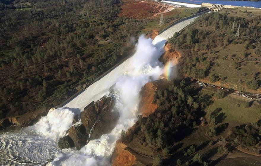 Oroville Dam aerial view