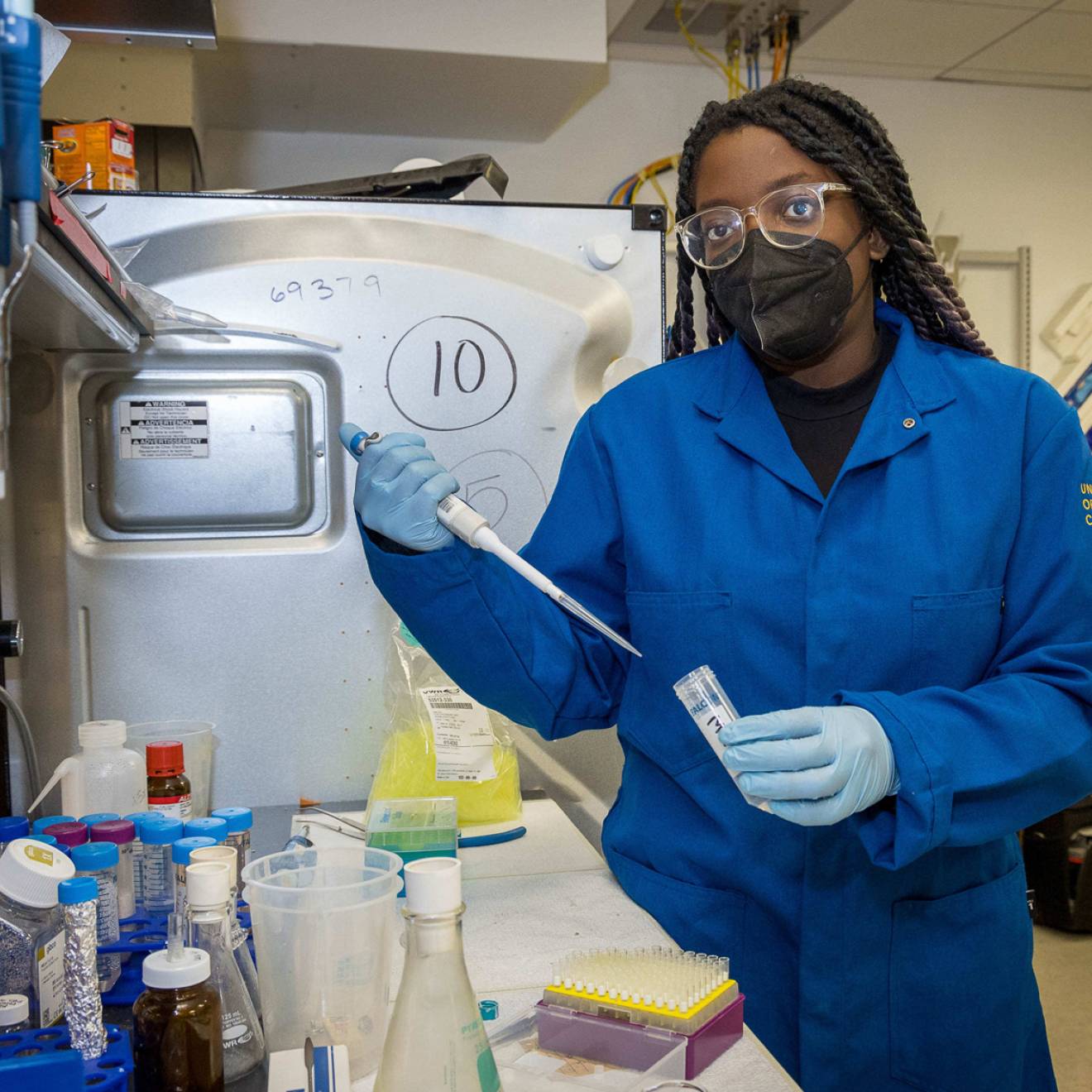 Samantha Mensah in the lab