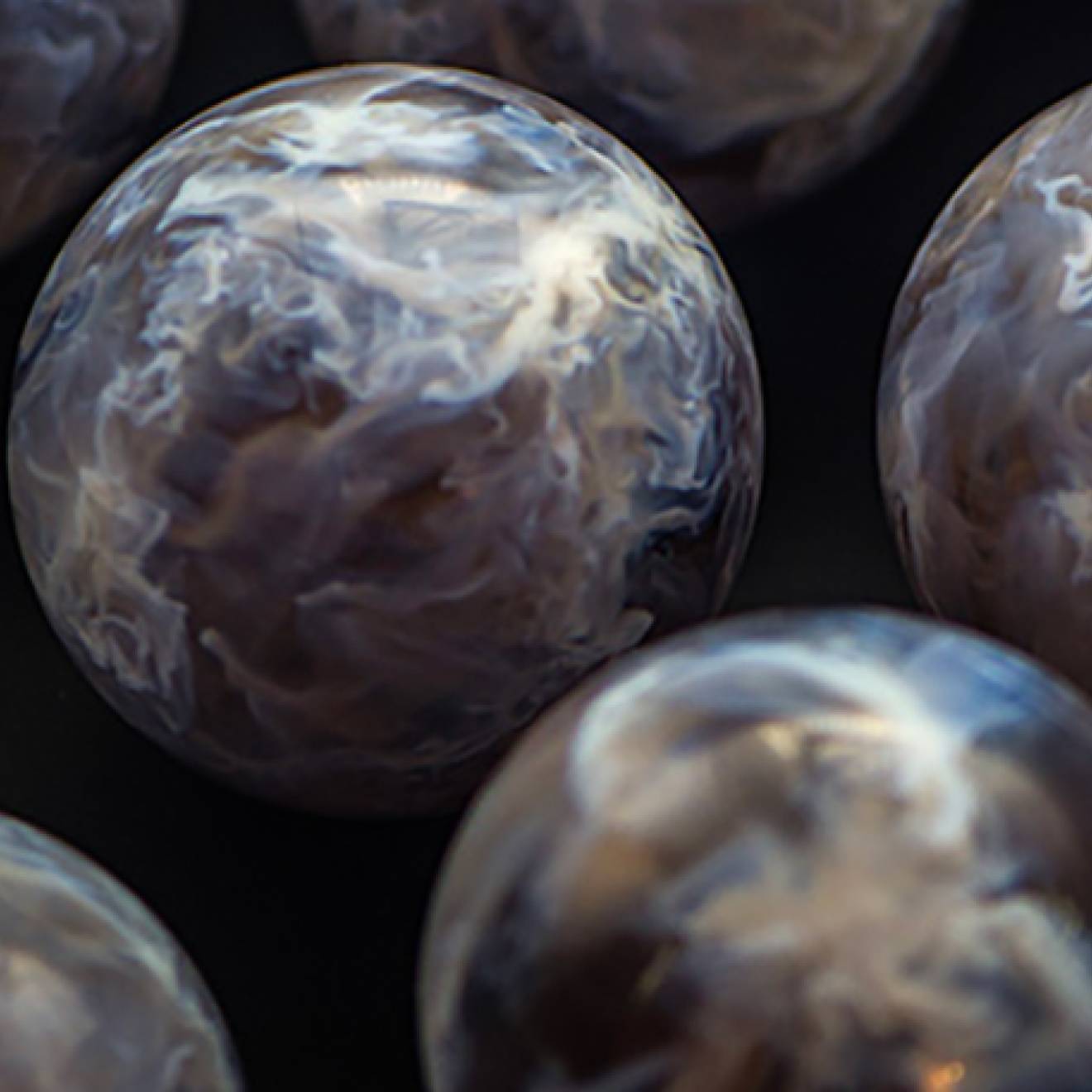 3D-printed stellar nursery spheres