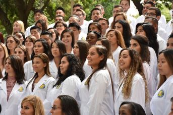 Image of group of health professional students at UC Riverside. Credit: Carlos Puma, UC Riverside.